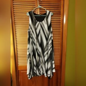 Simply Vera Vera Wang Black and White Sleeveless Sundress